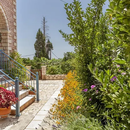 Anna's - Private Pool & Playground Kefalonia Island
