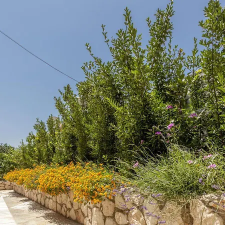 Anna's - Private Pool & Playground Villa Kefalonia Island