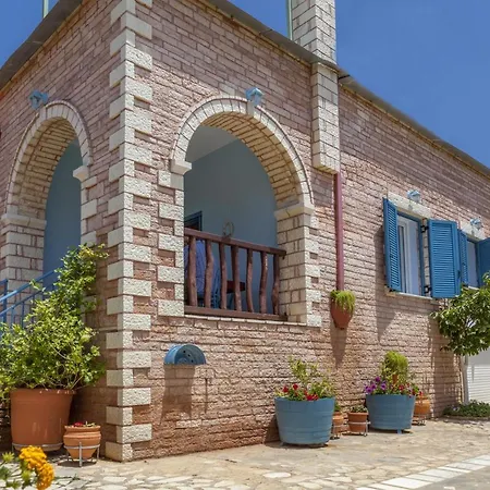 Anna's - Private Pool & Playground Kefalonia Island