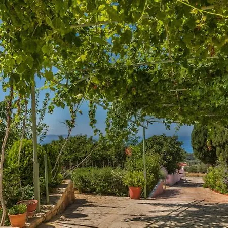 Villa Anna's - Private Pool & Playground Kefalonia Island