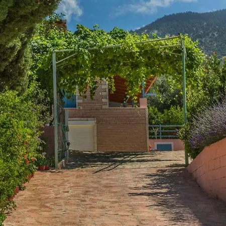 Anna's - Private Pool & Playground * Kefalonia Island